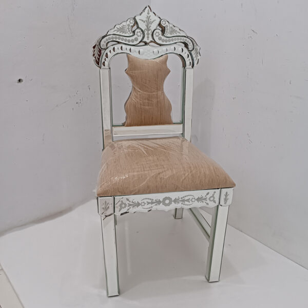 0105007 Chair Mirror Set Desk
