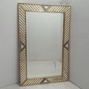 Modern Mirror List Gold MG 018079